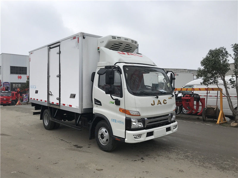 國(guó)六 江淮帥鈴E4.2米藍(lán)牌冷藏車